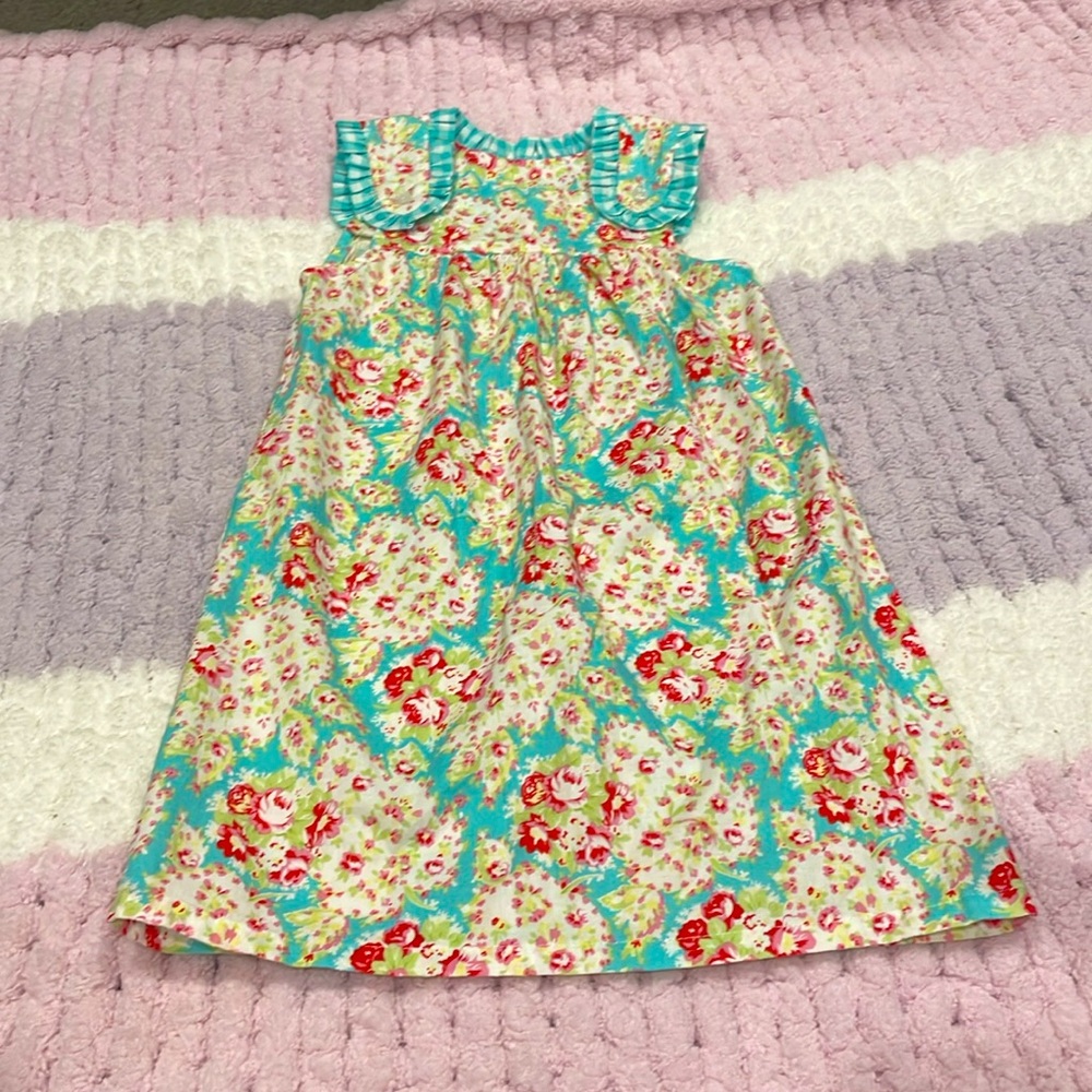 Sleeveless girls floral dress